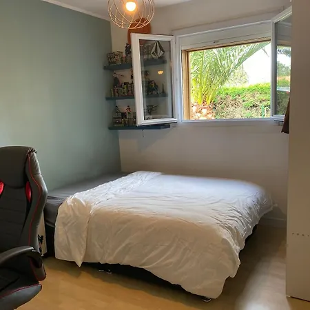 Maison Familiale Tarnos, 4 Chambres, Jacuzzi タルノス