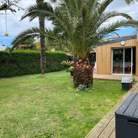 別荘 Maison Familiale Tarnos, 4 Chambres, Jacuzzi タルノス