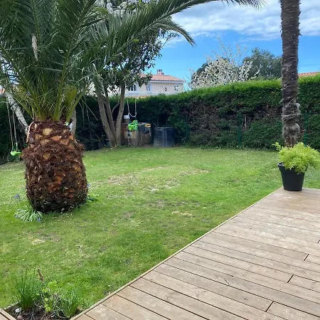 Maison Familiale Tarnos, 4 Chambres, Jacuzzi 別荘 タルノス