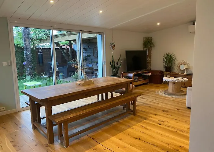 Maison Familiale Tarnos, 4 Chambres, Jacuzzi